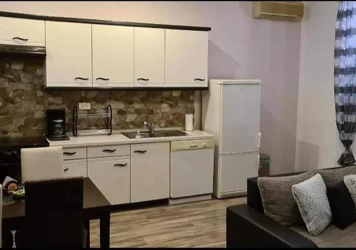 Maletic * Πούλα