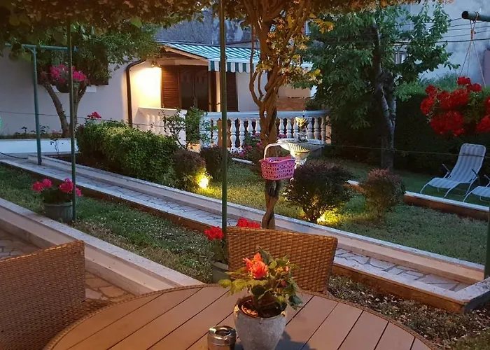 Maletic Διαμέρισμα Πούλα